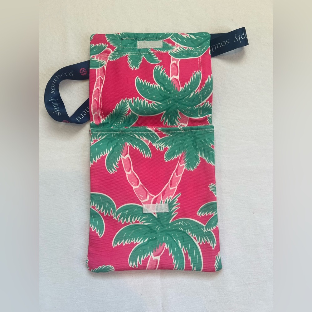 Simply Southern Crossbody Bag - Picture 2 of 4